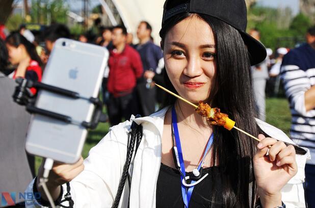 充值百萬返115萬 直播平臺(tái)泡沫面臨破滅